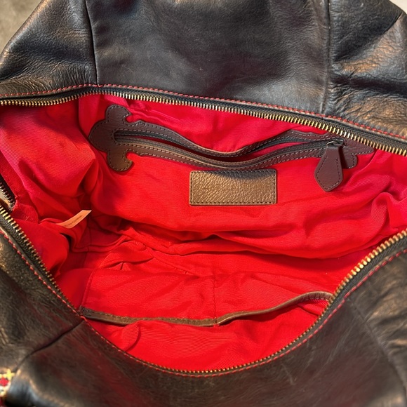 Isabella Fiore genuine leather handbag in deep navy with embellishment - Picture 8 of 12